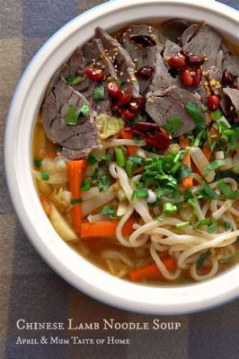  羊肉泡馍は、ふわふわの麺と濃厚なスープが織りなす至高の味わいを体験しませんか！